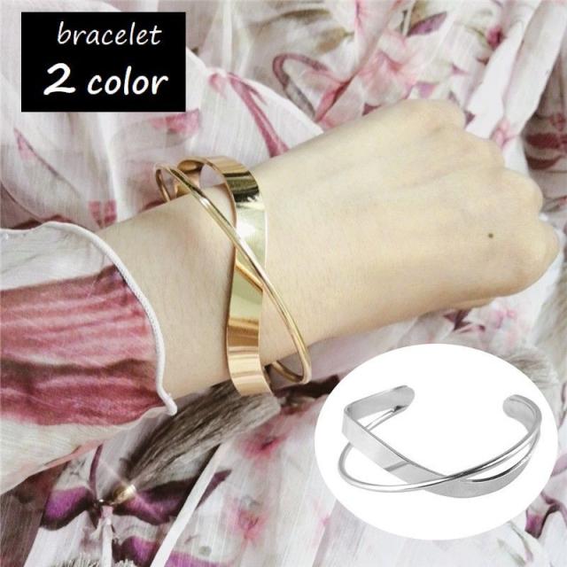 ブレスレット バングルブレスレット メンズ レディース 男女兼用 アクセサリー オープンブレスレット ファッション小物 幾何学的の通販はau Pay マーケット プラスナオ