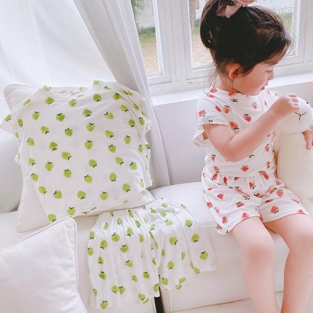 パジャマ キッズ 上下セット ルームウェア 女の子 子供用 半袖 ショートパンツ 短パン イチゴ いちご 夏 かわいい ホワイトの通販はau Pay マーケット プラスナオ