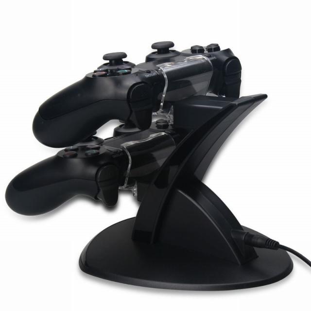 プレイステーション4(ps4) 倒れ込む コントローラー2台