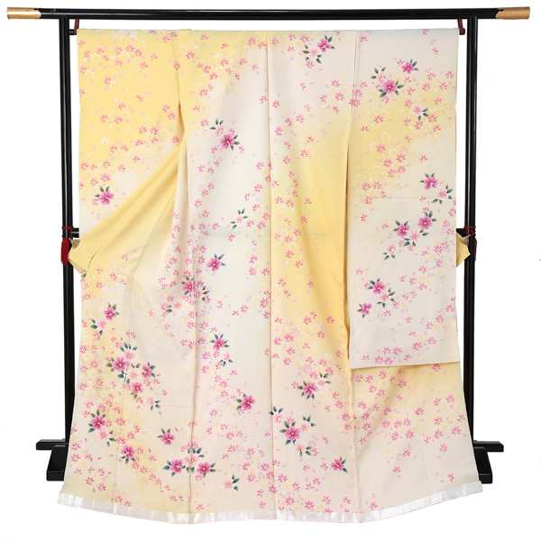 未仕立て 振袖 単品 「クリーム色×黄色 桜」 仮絵羽 振り袖 正絹 着物