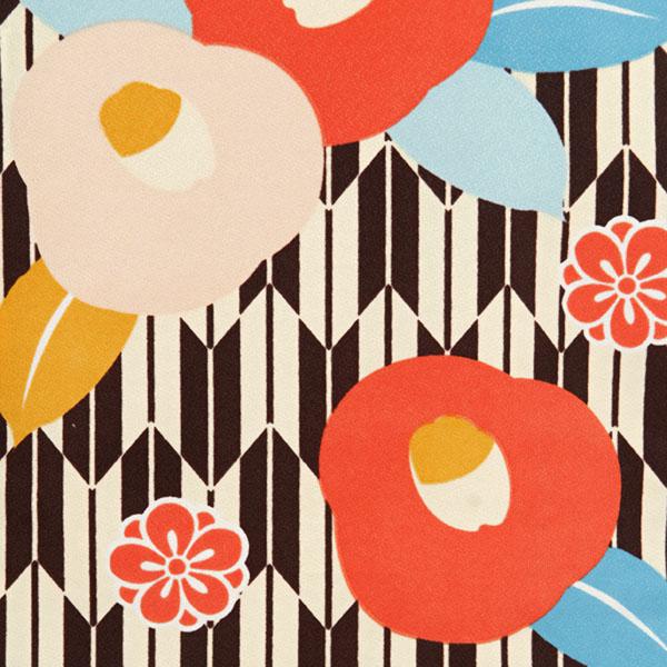 中古品】二尺袖 単品「ワイドサイズ クリーム/茶 矢絣に椿」貸衣装処分