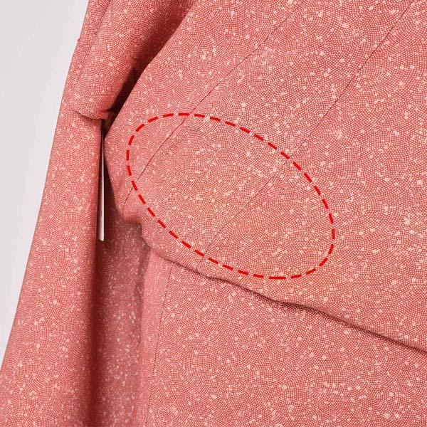 Prices down2】【中古品】仕立て上がり 付け下げ「紅色 鮫小紋×吹雪