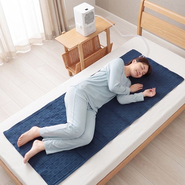 2026最新 選べる豪華特典 ひんやり水流快眠マット 敷きパッド ひんやりマット クーラー不要 冷感マット クールマット 冷却マット 真夏の車中泊 夏用 水冷マット 冷水循環 キャンプ 冷感寝具 節電 防災 THANKO サンコー WATM26SWH_12