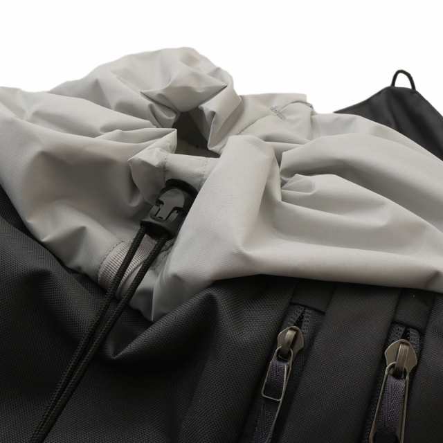 ARC’TERYX / Mantis 20 Backpack Graphite