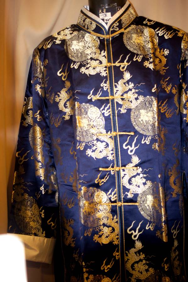 シルク地龍団柄高級カンフー服風アオザイ(紺色/金龍)_4
