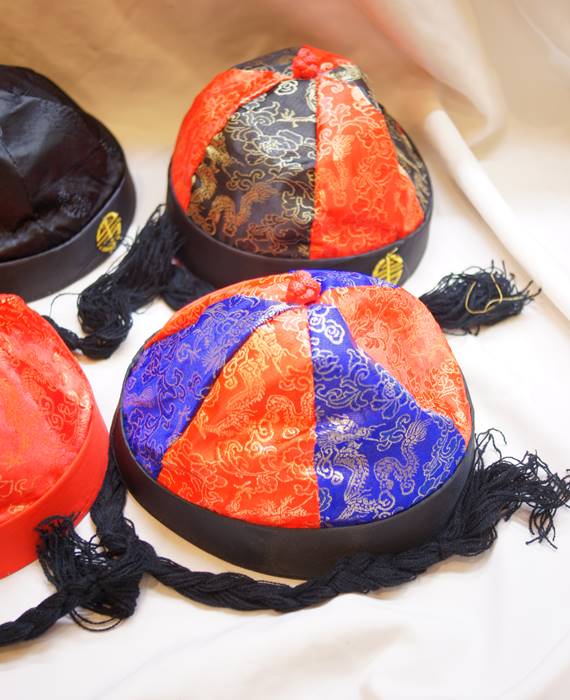 おばこ丸様 2点お纏めページ✩.*˚サンキャッチャー 辮髪付き 中華丸帽子9号サイズのみの通販はau PAY マーケット