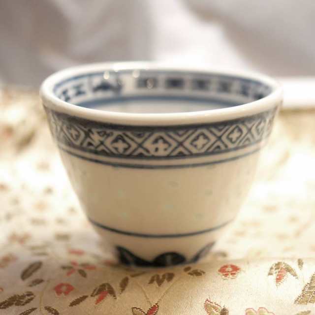 中国茶器 景徳鎮製 蛍手 蛍透かし 蛍焼 玩玉 金線入 湯呑