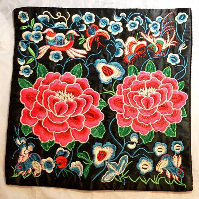 刺繍額 牡丹 61MqBJyK53L._UF350,350_QL50_.jpg