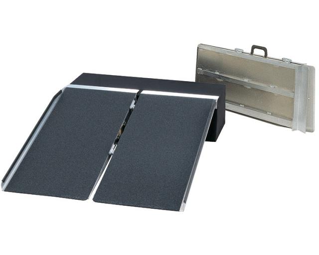 株式会社 イーストアイ ﾎﾟｰﾀﾌﾞﾙｽﾛｰﾌﾟ　ｱﾙﾐ2折式 PVS120　122cmの通販は