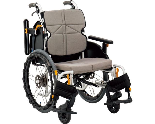 松永製作所 アルミ製自走用車いす背折れ式 軽量タイプ