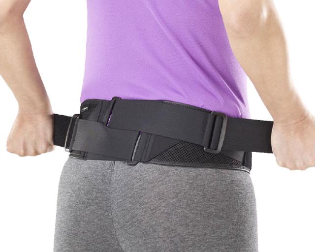 ミズノ 株式会社 腰部骨盤ﾍﾞﾙﾄ　ﾉｰﾏﾙﾀｲﾌﾟ C3JKB41109　LLの通販は 5,394円