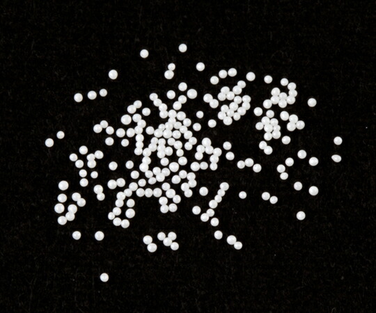 ジルコニアボールＣＺＹ　００５０　【アズワン】の通販は 13,539円