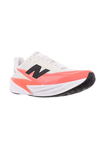 ニューバランス New Balance FuelCell Rebel v5 チャレンジランナー