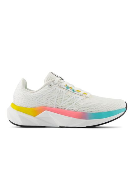 ニューバランス New Balance FuelCell Propel v5 一般ランナーの通販は 9,625円