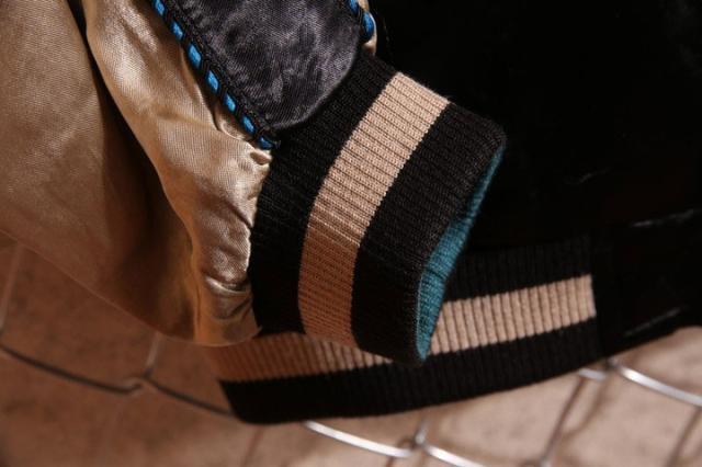 花旅楽団SCRIPT 波鯨柄 刺繍 和柄 スカジャン(SSJ-015)ブラック はな