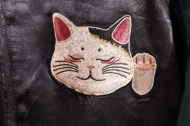 花旅楽団SCRIPT 招き猫 刺繍 和柄スカジャン(SSJ-514)スーベニア