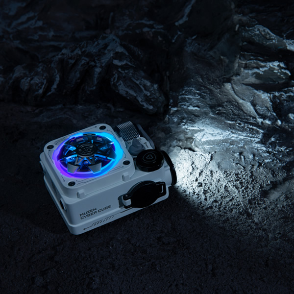 Bluetooth スピーカー Cyber Cube Premium ホワイト MUZEN MW-PVXLI-WHITE