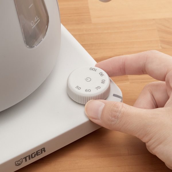 電気ケトル Tiger タイガー魔法瓶 1.2L グレイッシュホワイト QUICK＆SAFE＋ PTV-A120-WG