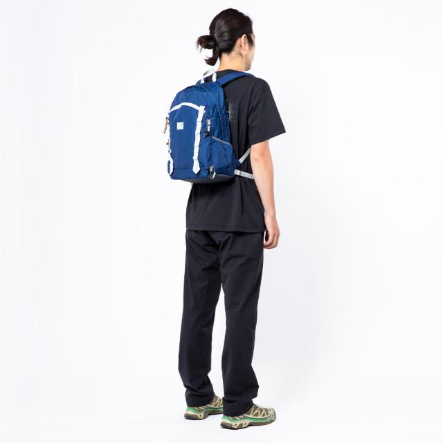 vt day pack f karrimor カリマー リュック vtデイパック VT デイパック F 501220 ブランド バックパック 20 20l リュックサック ザック メンズ レディース ダブルサイドポケット サイドポケット 大容量 大人 軽量 軽い 通勤 通学 ブラック 黒 バッグ 鞄 2025 冬 春 春夏_17