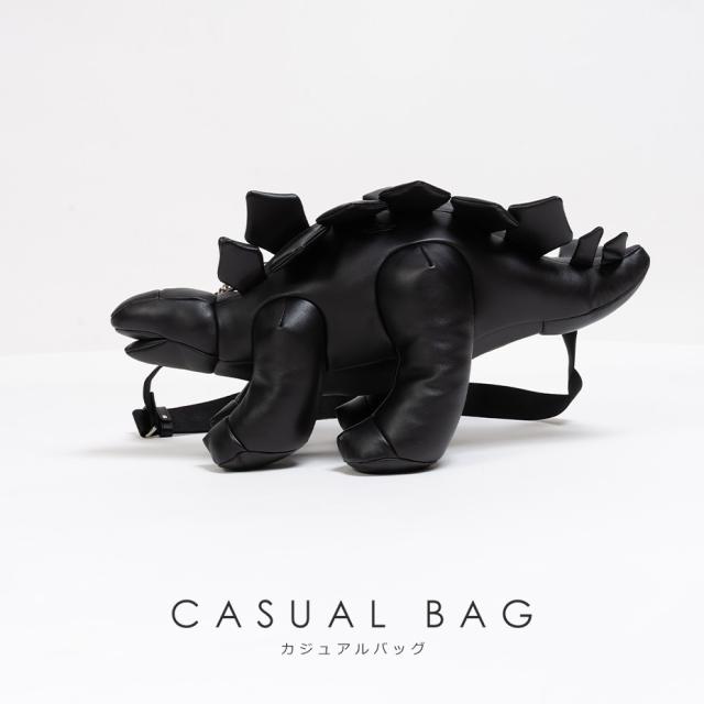 MIHARA YASUHIRO ミハラヤスヒロ 御徒面子 恐竜 ステゴサウルス ショルダーバッグ メンズ レディース 本革 曲がったがけ 成年者 大きめ ブランド名 肩かけ 格好のいい かっこいい 可愛らしい 革 クラッチペダル御徒面子 黒 黒いこと 鞄 御徒面子 DOLLS STEGOSAURUS BAG A16BG715