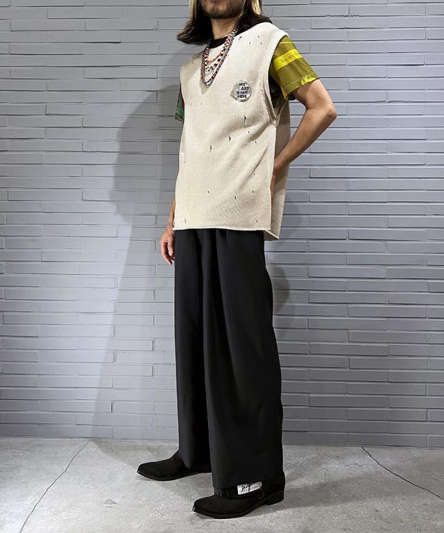 DIET BUTCHER 7G天竺 ダメージ編みベスト レンチキュラーバッジ