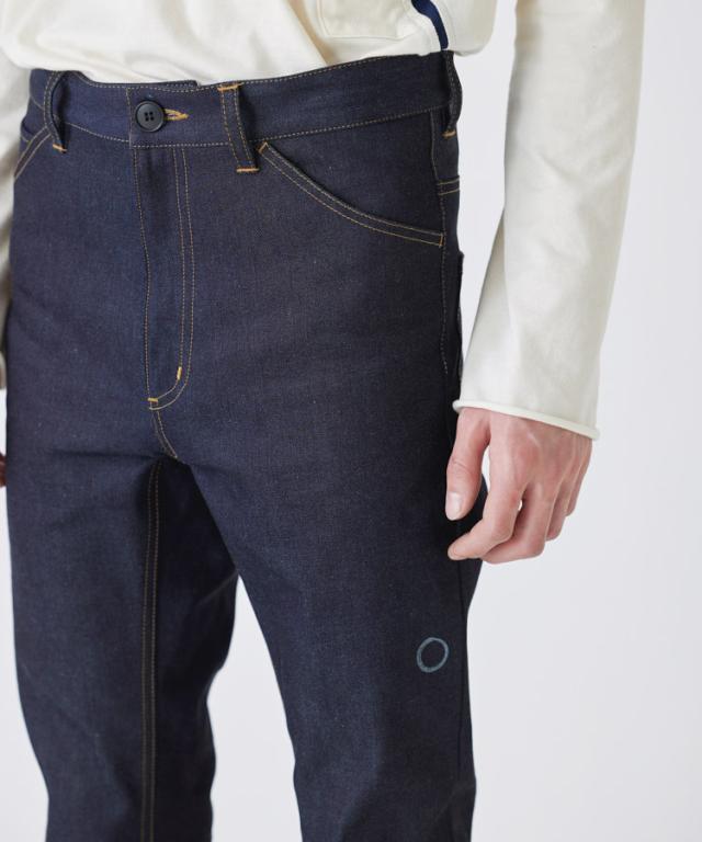 DIET BUTCHER デニムパンツ Flared skinny denim pants フレアシルエット ストレッチ スラックス 左右非対称 ロング丈 ボトム ボトムス 長ズボン ズボン ネイビー メンズ ダイエットブッチャー ブランド 冬 送料無料 DIET BUTCHER デニムパンツ Flared skinny denim pants フレア