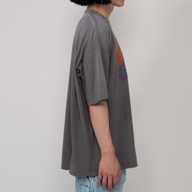 Myne Tシャツ ニット 半袖 ゆったり メンズ ミハラ ヤスヒロ モード スポーツ ストリート ブラック ギフト プレゼント カジュアル 黒 ホワイト 白 L レーヨン コットン マイン ブランド Embroidery Tee 送料無料 Myne Tシャツ ニット 半袖 ゆったり メンズ ミハラ ヤスヒロ モード