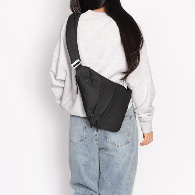 ボディバッグ メンズ レディース ブランド スリングバッグ 軽量 大人 ワンショルダーバッグ ワンショルダー ホルスターバッグ ハンティングバッグ ショルダー バッグ 斜めがけバッグ 斜めがけ 撥水 上品 斜めかけ 可愛い 鞄の通販は