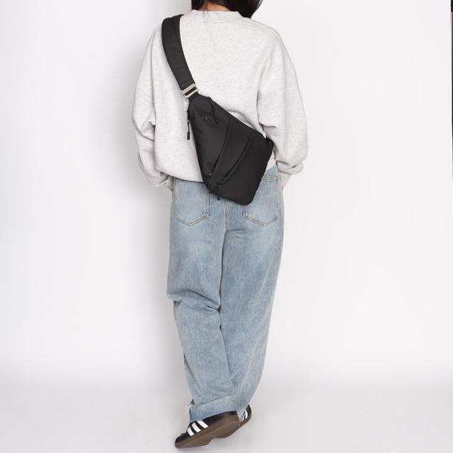 ボディバッグ メンズ レディース ブランド スリングバッグ 軽量 大人 ワンショルダーバッグ ワンショルダー ホルスターバッグ ハンティングバッグ ショルダー バッグ 斜めがけバッグ 斜めがけ 撥水 上品 斜めかけ 可愛い 鞄の通販は