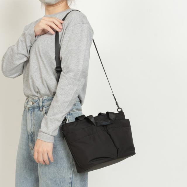 SML sml バッグ ヘルメットバッグ トートバッグ ファスナー付き ショルダーバッグ メンズ レディース 斜めがけ 大人 軽量 撥水 大容量 小さめ かっこいい ブランド 上品 ショルダー ペットボトル おしゃれ 斜めがけバッグ 斜めかけ 軽い ブラック 黒 鞄 2025 春 春夏 夏_13