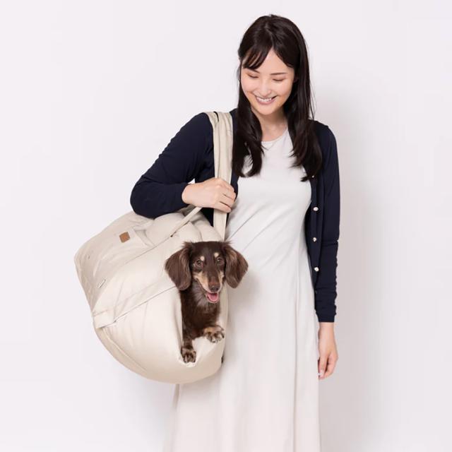 【取り寄せ商品】ドッグキャリーバッグ ペットキャリー ドライブベッド 犬用 キャリー 洗える 鞄 バッグ 2匹 多頭 2頭 ベッド 小型 ドライブキャリー ペットベッド キャリーバッグ 小型犬 ペットキャリー お出かけ 送料無料_8