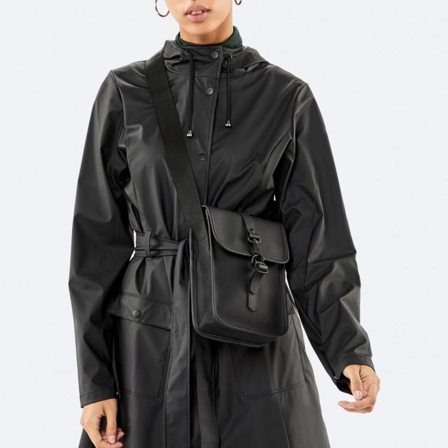 Rains レインズ ブランド ショルダーバッグ メンズ レディース バッグ ミニショルダー スクエア フライトバッグ ボディバッグ おしゃれ の通販はau Pay マーケット Spiralcode Casual Business Fashon