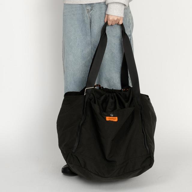 UNIVERSAL OVERALL 信玄武道バッグ 巾着 ショルダーバッグ ユニセックス メンズ レディース 大きい ゆったり 大容量 軽量 拡張 肩掛け ショルダー ブラック 黒 可愛い ユニバーサルオーバーオール ブランド 送料無料 2024 UNIVERSAL OVERALL 信玄武道バッグ 巾着 ショルダーバッグ ユニ