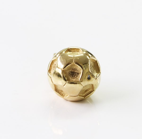 ステンレス ペンダント (118)サッカーボール 金色 メイン メンズ レディース アクセサリー 送料無料 球技 スポーツ フットボール ｜au  PAY マーケット