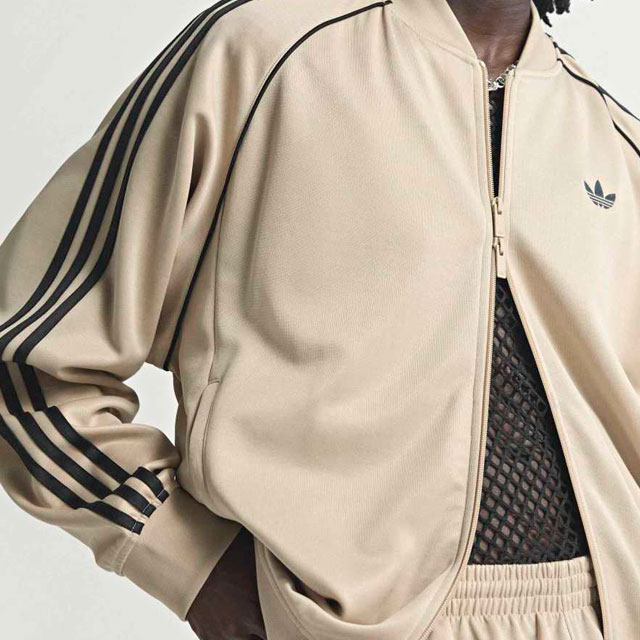 アディダス オリジナルス adidas Originals メンズ スーパースター アディカラー クラシックス ルーズ トラックトップ [W7652/KC8524 SS26] SST ADICOLOR CLASSICS LOOSE TRACKTOP トップス トラックジャケット ジャージ ベージュ ストーンカーキ/ブラック 正規取扱店_3