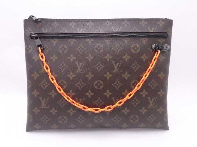LOUIS VUITTON ルイ ヴィトン ポシェット A4 モノグラム M44484