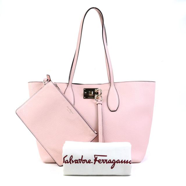 Salvatore Ferragamo サルヴァトーレフェラガモ ガンチーニ ショルダー