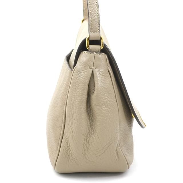 Fendi ショルダーバッグ ベージュ