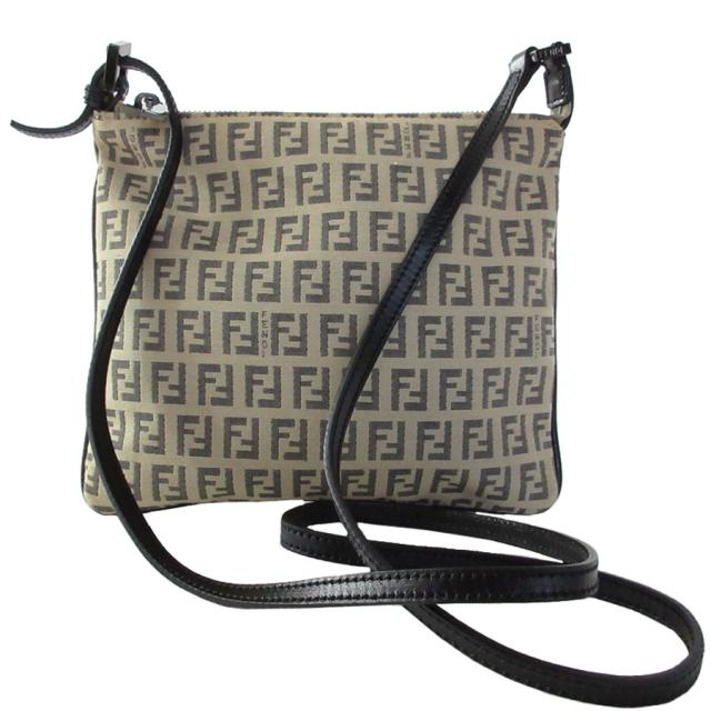 FENDI フェンディ ズッキーノ 2372-8BT047 斜め掛けショルダー FENDI フェンディ ズッキーノ 2372-8BT047 斜め掛けショルダー