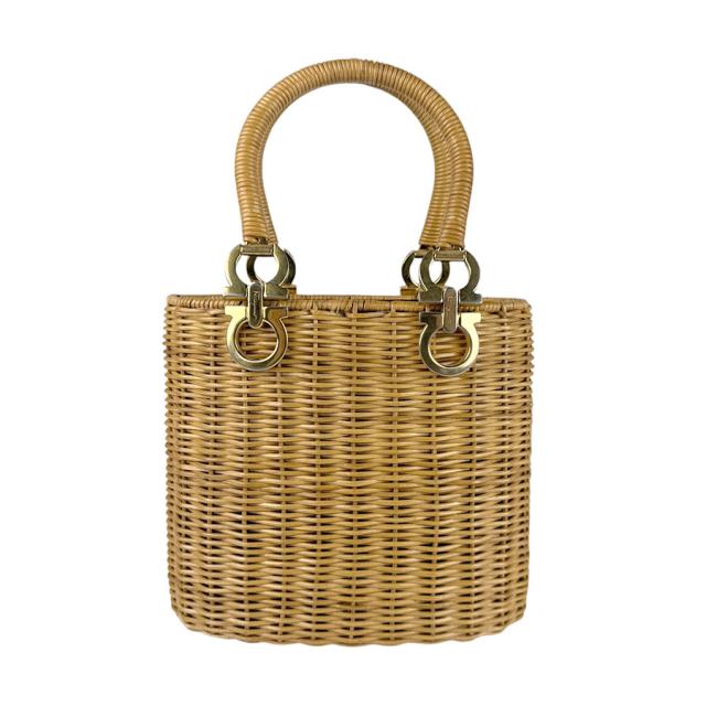 Salvatore Ferragamo サルヴァトーレフェラガモ ガンチーニ