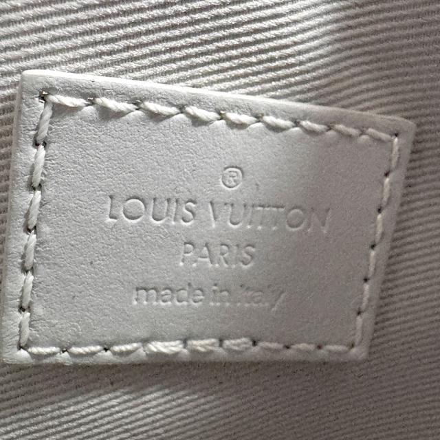 LOUIS VUITTON ルイ ヴィトン ナノ モノグラム チョーク M44631