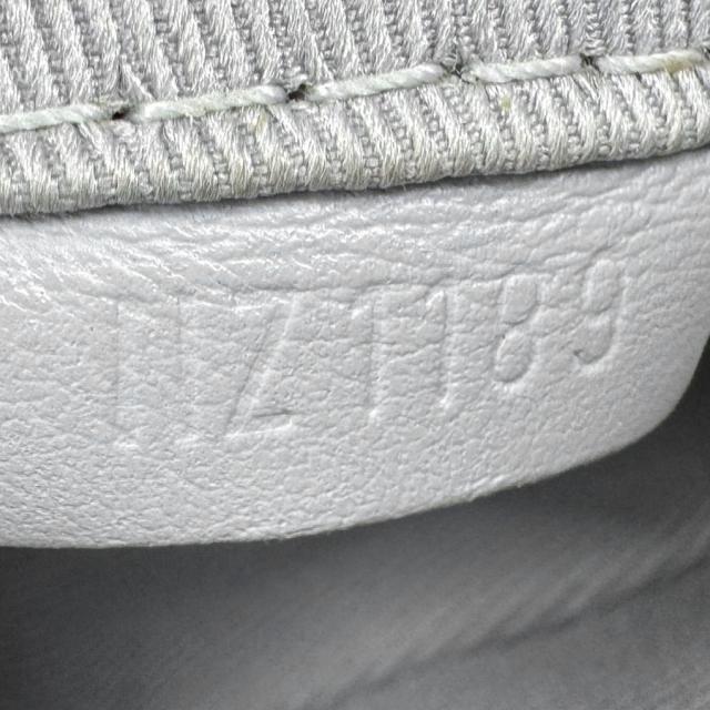 LOUIS VUITTON ルイ ヴィトン ナノ モノグラム チョーク M44631