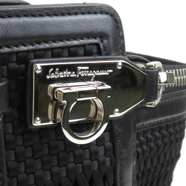 Salvatore Ferragamo サルヴァトーレフェラガモ ガンチーニ