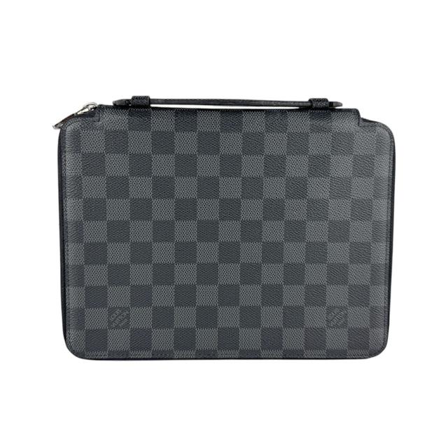 LOUIS VUITTON - ルイ ヴィトン LOUIS VUITTON iPadケース ダミエ グラフィット iPad エッセンシャル ダミエグラフィットキャンバス ブラック メンズ 送料無料【中古】 z4857 LOUIS VUITTON ルイ ヴィトン iPad エッセンシャル ダミエ グラ