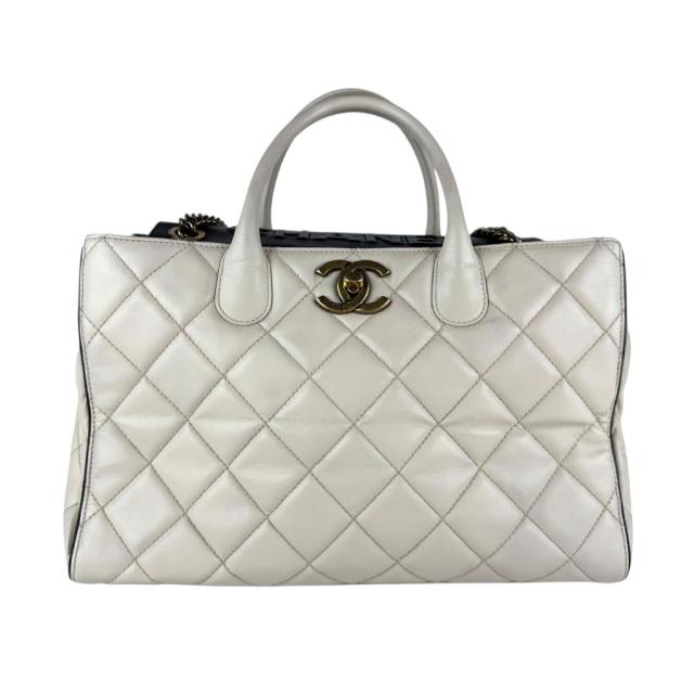 CHANEL シャネル マトラッセ ハンドバッグ ショルダーバッグ オフホワイト/ブラック 14056 レディース【中古】 z4861