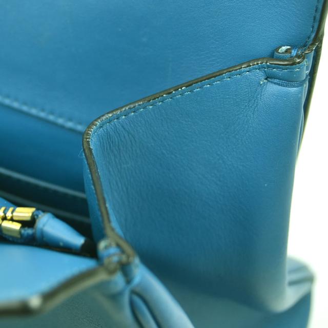 Salvatore Ferragamo サルヴァトーレフェラガモ ガンチーニ