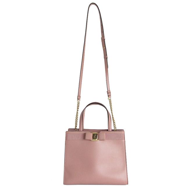 Salvatore Ferragamo サルヴァトーレフェラガモ ヴァラリボン