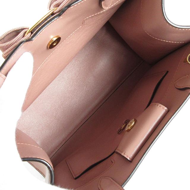 Salvatore Ferragamo サルヴァトーレフェラガモ ヴァラリボン