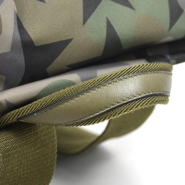 Valentino Garavani ヴァレンティノ ガラヴァーニ リュック カーキ