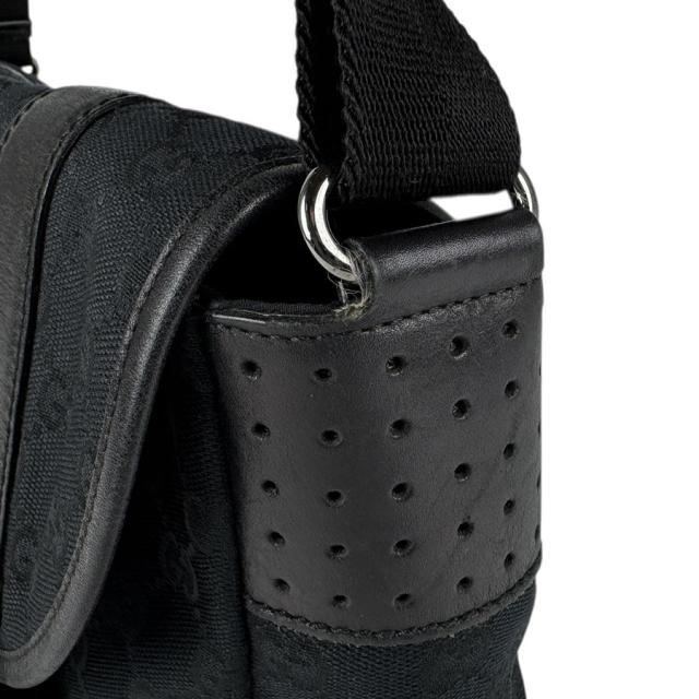 GUCCI グッチ 145858 斜め掛けショルダーバッグ ブラック 14054 ユニセックス【中古】 z5332 GUCCI グッチ 145858 斜め掛けショルダーバッグ ブラック 14054 ユニ